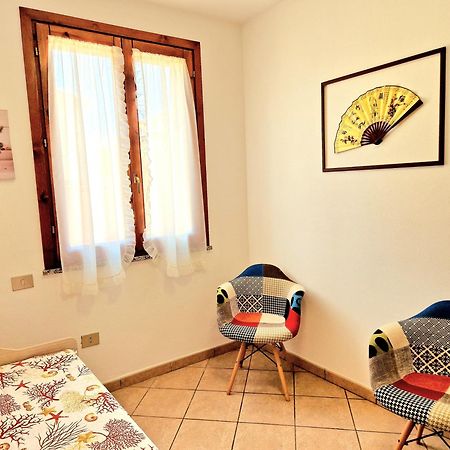 Dimora Rena Dorada - Apartment In Pula, Sardinia, Italy Екстер'єр фото