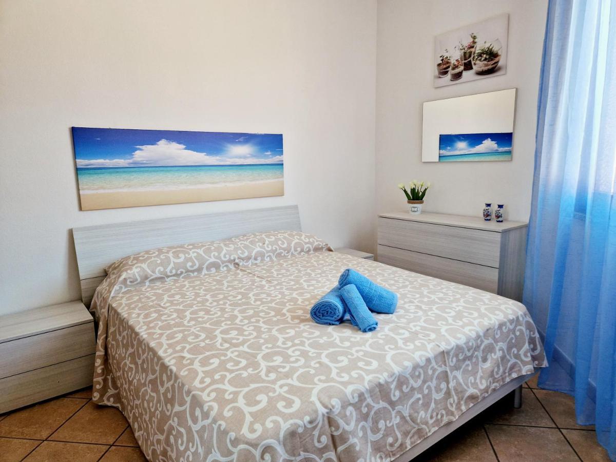 Dimora Rena Dorada - Apartment In Pula, Sardinia, Italy Екстер'єр фото